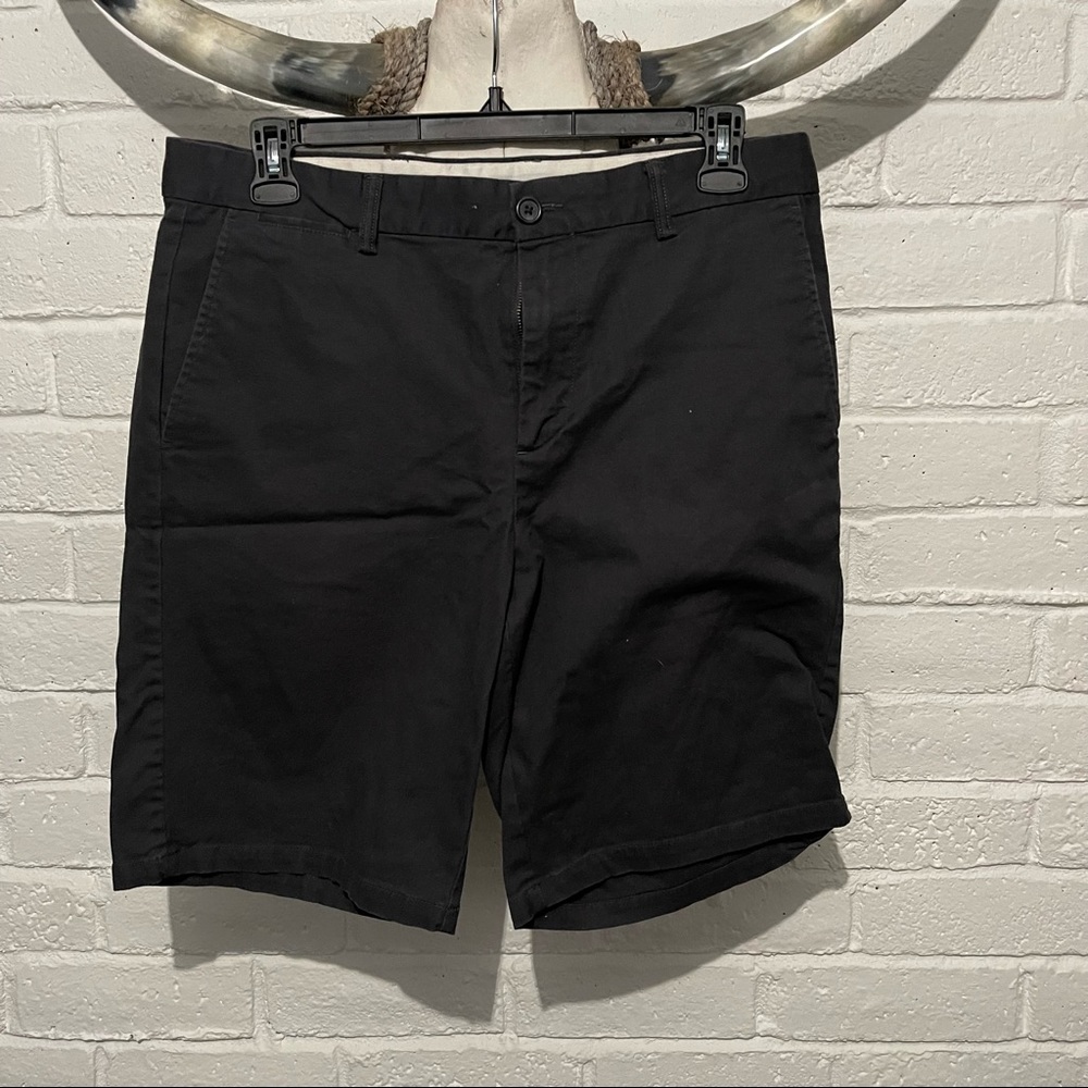 New Never Worn Old Navy Ultimate Slim Shorts